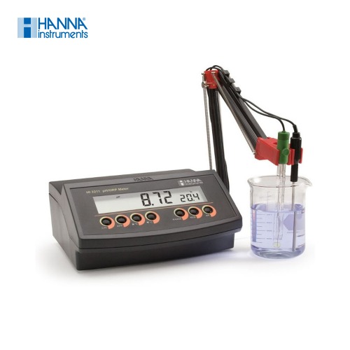 HANNA HI2210 탁상용 pH Meter 온도 pH 측정기 실험실 연구소
